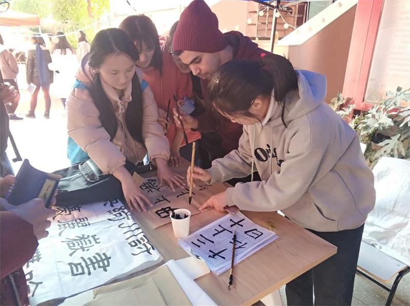 e5ff591dc5a6345fcbadf805336f578.jpg e5ff591dc5a6345fcbadf805336f578.jpg